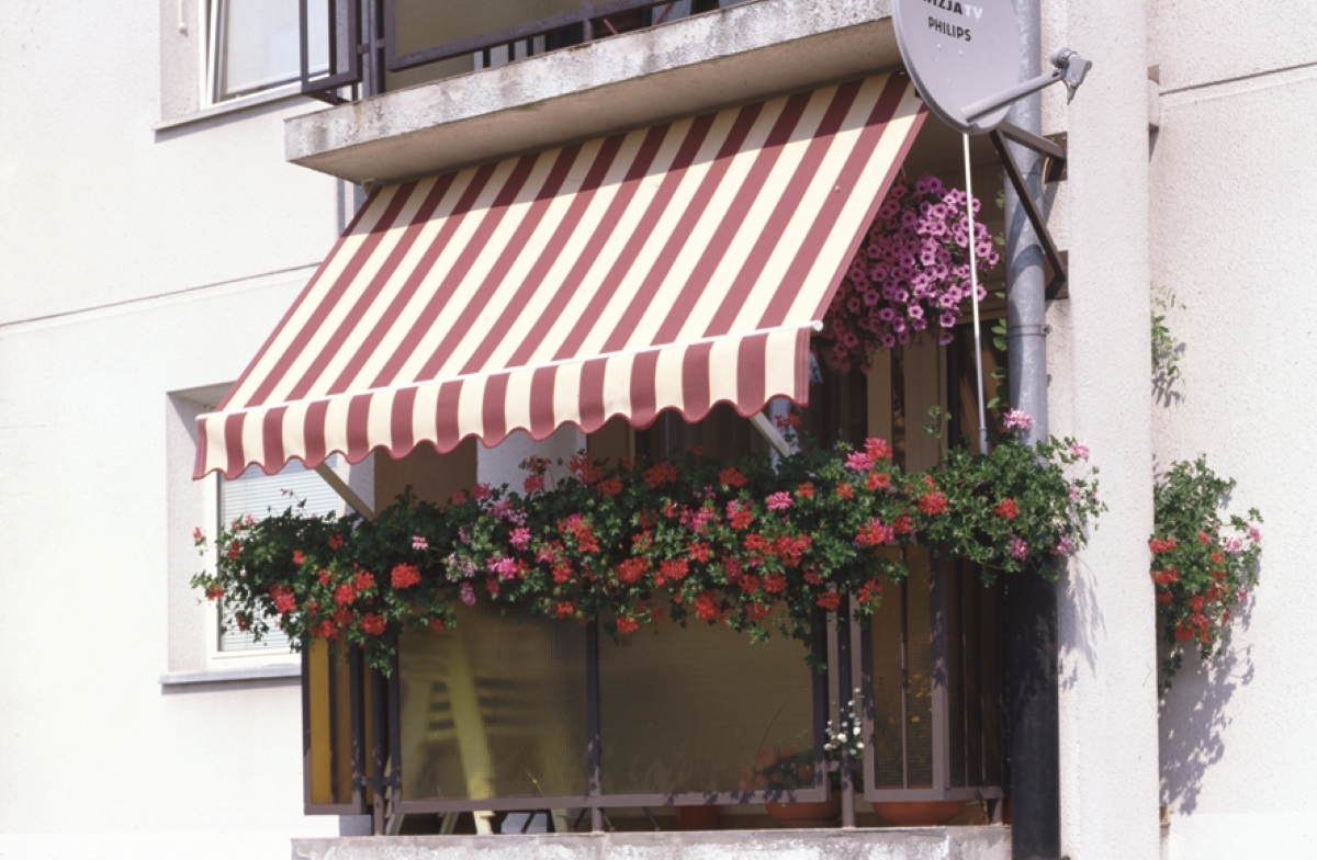 italia-box-markize.jpg (large, 1200x784)