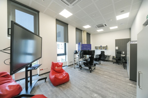 Screen roletai laboratorijoje