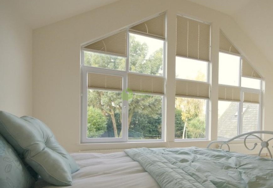 Pleated Blinds For Triangular Windows Type 16 Domus Lumina Pleated Blinds For Triangular Windows Type 16