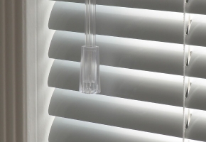 Venetian blinds